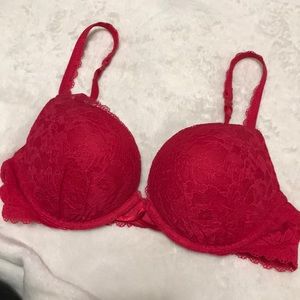 VS Miraculous Plunge bra